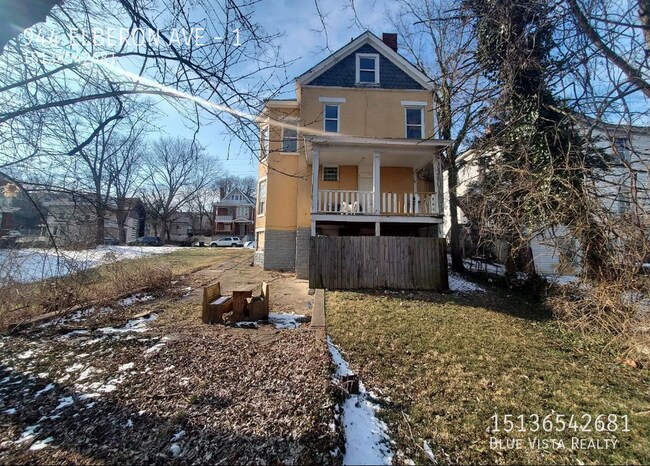944 Elberon Ave in Cincinnati, OH - Building Photo - Building Photo