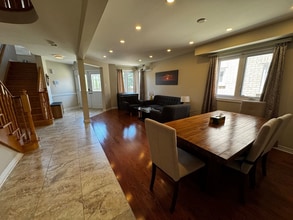 5503 Landsborough Av in Mississauga, ON - Building Photo - Building Photo