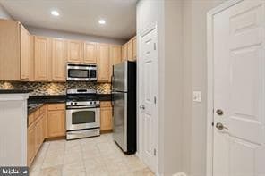 2055 26th St S in Arlington, VA - Building Photo - Building Photo