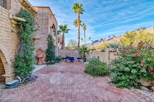 6490 N Val Dosta Dr in Tucson, AZ - Building Photo