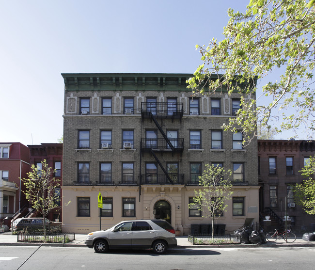 1398-1400 Dean St in Brooklyn, NY - Building Photo - Building Photo