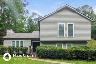 517 Benson Hurst Dr SW in Mableton, GA - Building Photo