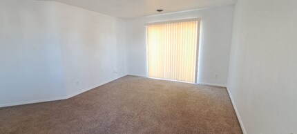 347 Lenore St-Unit -4 in Twin Falls, ID - Building Photo - Building Photo