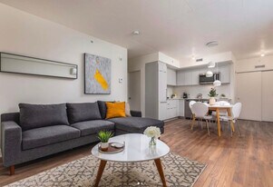 1200 Crescent in Montréal, QC - Building Photo