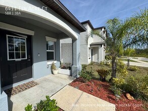 6411 Ten Acre Ct in Zephyrhills, FL - Building Photo - Building Photo