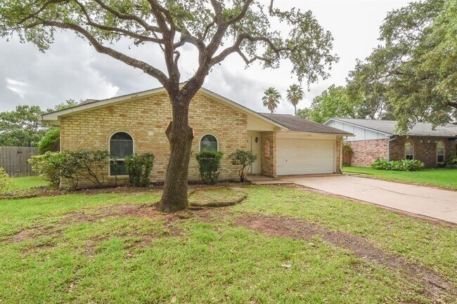 4631 Lochshin Dr in Houston, TX - Building Photo - Building Photo