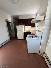 141 Franklin Ave in Nutley, NJ - Building Photo - Building Photo