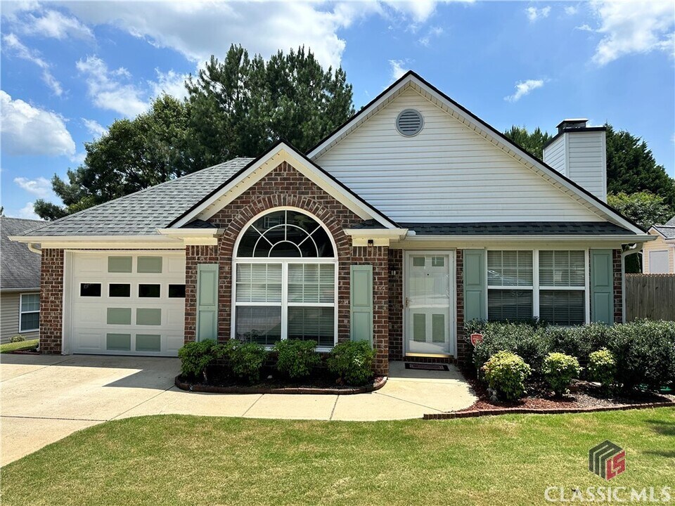 285 Tall Pine Ln in Athens, GA - Building Photo