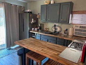 3079 S Lee Hwy in Cleveland, TN - Building Photo - Building Photo