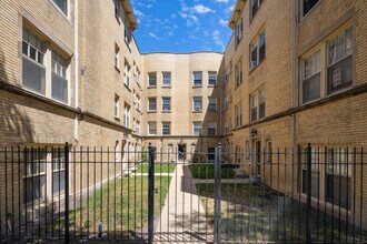 Ashland Sunnyside in Chicago, IL - Building Photo - Building Photo