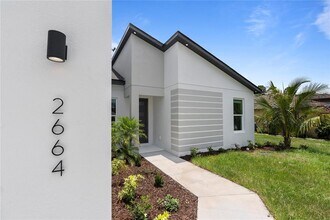 2664 Crittendon St in North Port, FL - Building Photo - Building Photo
