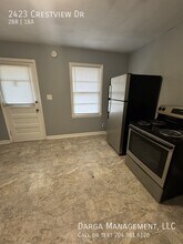 2423 Crestview Dr in Charlotte, NC - Building Photo - Building Photo