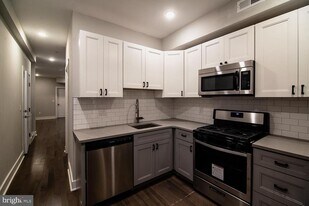 5334-36 Cedar Ave in Philadelphia, PA - Building Photo