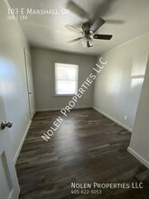 103 E Marshall Dr in Midwest City, OK - Building Photo - Building Photo