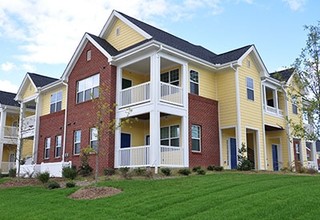 Walnut Terrace in Raleigh, NC - Building Photo - Building Photo