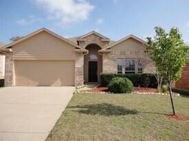 7433 Alverstone Dr in Fort Worth, TX - Building Photo