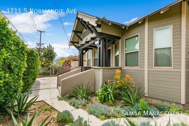 1711 Normandie Ave in Los Angeles, CA - Building Photo - Building Photo
