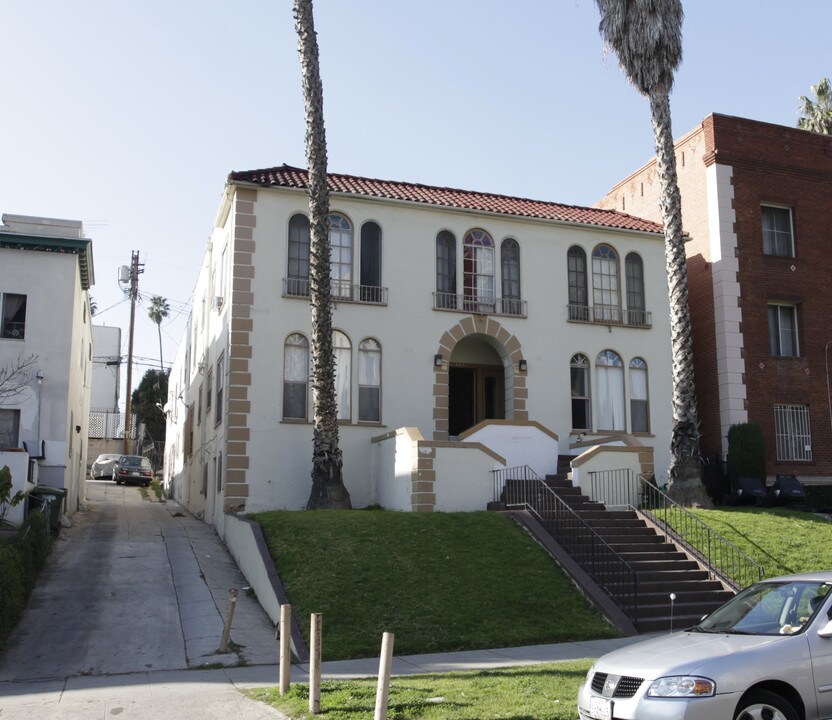 New Hampshire Apartments in Los Angeles, CA - Building Photo