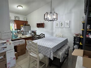 6405 SW 132nd Ct Cir in Miami, FL - Building Photo - Building Photo