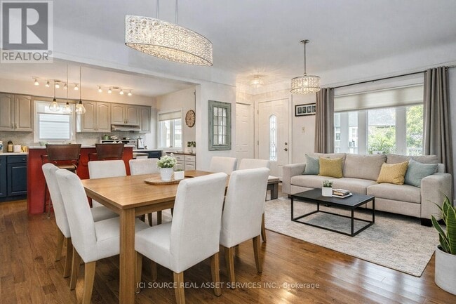 property at 192 Edwin St