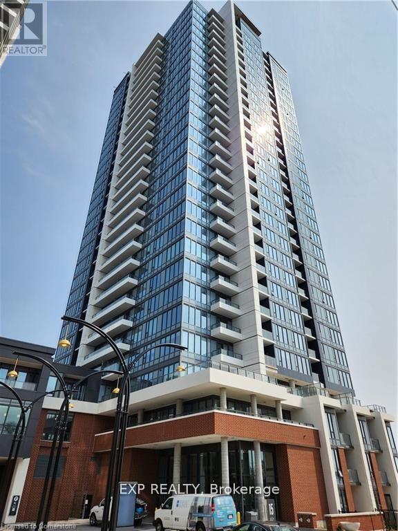 property at 15-2215 Wellington St S