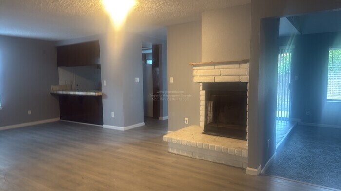 3720 Swain Dr in Modesto, CA - Building Photo