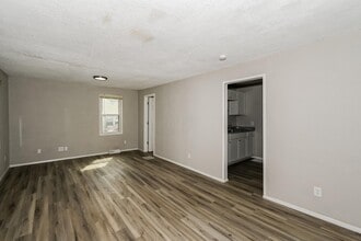 1506 E Hendryx Ln in Peoria, IL - Foto de edificio - Building Photo