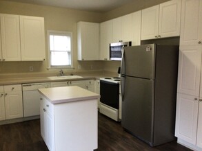 204 McCarthy Dr in Clayton, NC - Building Photo - Building Photo