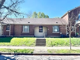 21 College Ct in Louisville, KY - Building Photo