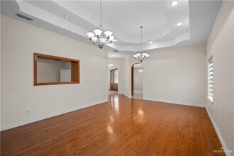 2512 S Calle Madrid in Pharr, TX - Building Photo - Building Photo