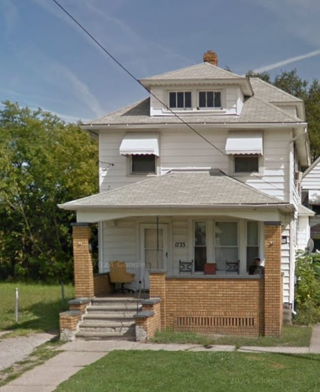 1733-1737 Long Ave