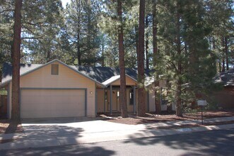 3643 S Cheryl Dr in Flagstaff, AZ - Building Photo - Building Photo