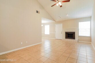 5015 Tan St in Jacksonville, FL - Building Photo - Building Photo