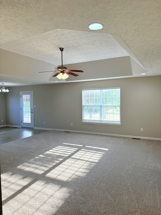 409 Cedar Hollow Dr in Bowling Green, KY - Building Photo - Building Photo