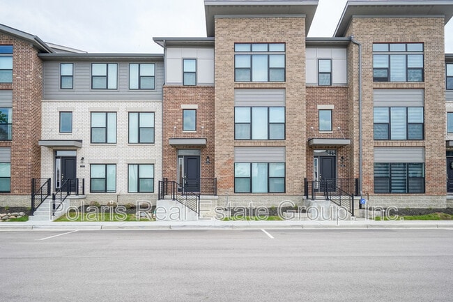 property at 673 Golborne St