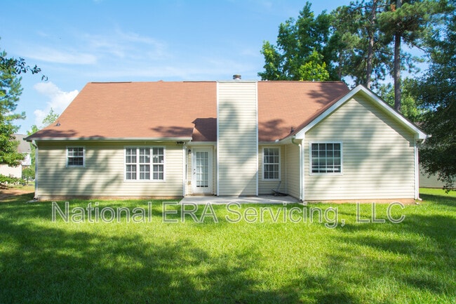 105 Stoneybrook Dr in Griffin, GA - Building Photo - Building Photo