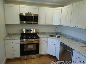 127 Shirley St, Unit 2 in Boston, MA - Building Photo - Building Photo