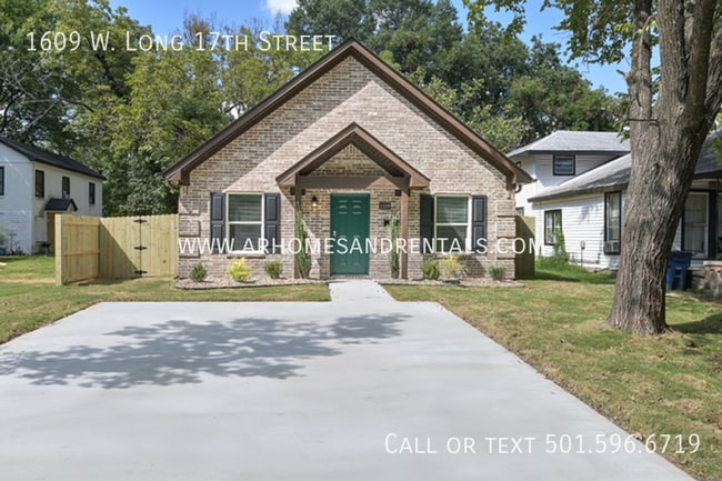 property at 1609 W Long 17th St