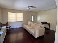 436 NE 108th St in Miami, FL - Building Photo - Building Photo