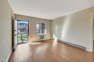 2601 Hillsboro Pike in Nashville, TN - Building Photo - Building Photo