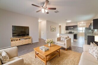 30242 W Earll Dr in Buckeye, AZ - Building Photo - Building Photo