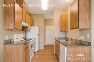 5985 Trail Ave NE in Salem, OR - Building Photo - Building Photo