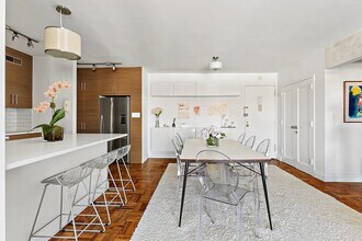 175 W 12th St in New York, NY - Building Photo - Building Photo