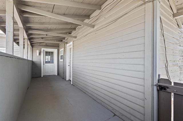 property at 909 W Chestnut St