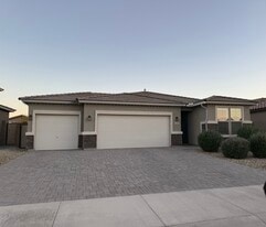 25907 N Langley Dr in Peoria, AZ - Building Photo