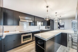 3951 Gulf Shore Blvd N in Naples, FL - Building Photo - Building Photo