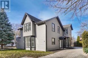 39 Welland Ave in St Catharines, ON - Building Photo