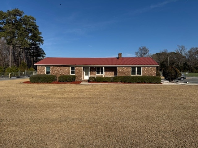 property at 584 Lakeview Rd