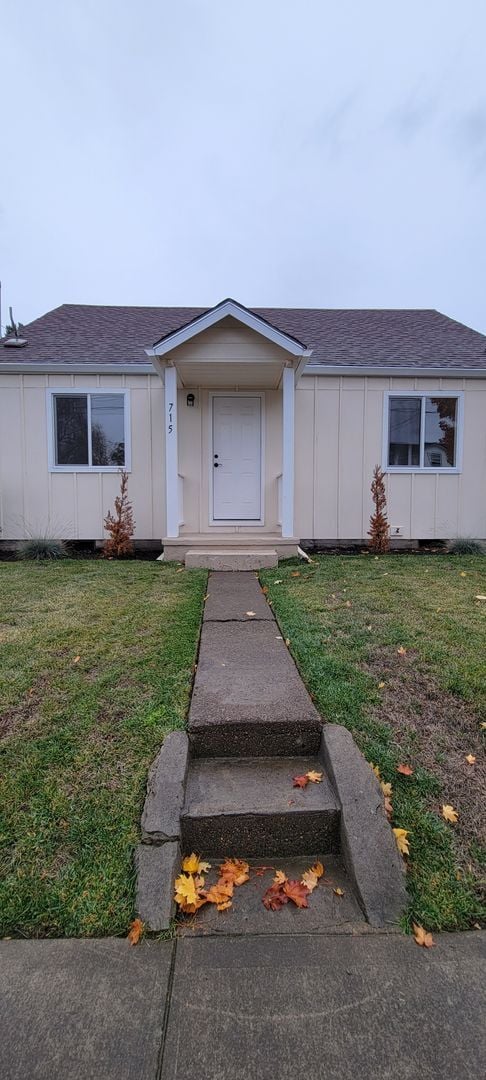 property at 715 NE 13th St