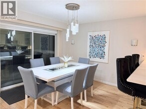 23 Marsh Crescent in Guelph, ON - Building Photo - Building Photo